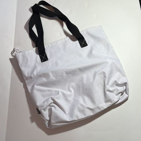 POSH Prep Academy Bag Perfectly Posh - Picture 4 of 5